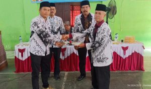 Caption : Andrean Mega Sukma Resmi Terpilih Sebagai Ketua PGRI Cabang Cibuaya Periode 2025 - 2030 Caption : Andrean Mega Sukma Resmi Terpilih Sebagai Ketua PGRI Cabang Cibuaya Periode 2025 - 2030