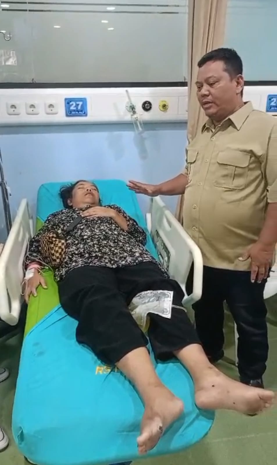 Caption : Warga Subang Asal Cibatu Girang Bekerja di Malaysia 8 bulan Tidak diberikan Gaji