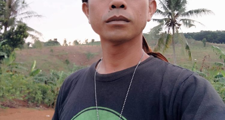 Caption : Taufik Ocel Pemerhati Lingkungan