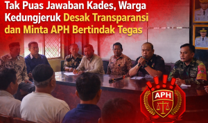 Caption : Masyarakat Desa Kedungjeruk Audiensi Terkait Dugaan Tidak Transparasi Penggunaan Anggaran Dana Desa dan Banprop