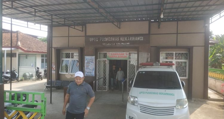 Caption : Tampak depan Gedung UPTD Puskesmas Mekarwangi, Kecamatan Lebakwangi, Kabupaten Kuningan. UPTD Puskesmas Mekarwangi berkomitmen memberikan pelayanan kesehatan yang cepat, ramah, profesional, dan berkualitas kepada masyarakat, didukung tenaga kesehatan yang kompeten serta fasilitas pelayanan yang memadai. Foto: Patriotjabar.com Caption : Tampak depan Gedung UPTD Puskesmas Mekarwangi, Kecamatan Lebakwangi, Kabupaten Kuningan. UPTD Puskesmas Mekarwangi berkomitmen memberikan pelayanan kesehatan yang cepat, ramah, profesional, dan berkualitas kepada masyarakat, didukung tenaga kesehatan yang kompeten serta fasilitas pelayanan yang memadai. Foto: Patriotjabar.com