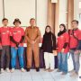 Caption : Jajaran Redaksi Matazahwa.com bersama Kepala Kelurahan Mekarjati usai melakukan kunjungan silaturahmi dalam rangka mempererat komunikasi dan memperkuat sinergitas antara media massa dan Pemerintah Kelurahan Mekarjati, Kecamatan Karawang Barat, Kabupaten Karawang, Selasa (1/9/2026).