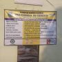 Caption: Papan informasi proyek rehabilitasi ruang kelas Pos PAUD Djaulhaq di Desa Kedungjeruk, Kecamatan Cibuaya, Kabupaten Karawang, yang mencantumkan nilai pekerjaan Rp141,9 juta bersumber dari APBD Kabupaten Karawang Tahun Anggaran 2026 dengan pelaksana CV. Cipta Raya Mandiri.